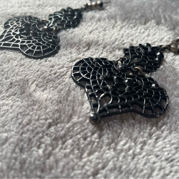 Vintage All Black Web - Evening Dangle Gem Earrings - Women’s Formal Jewelry - Picture 4 of 5